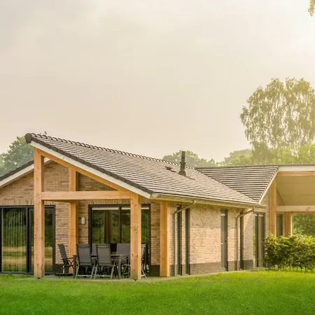Holiday De Ijsvogel.6 Holiday home Voorthuizen